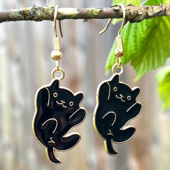 Kitty Cat Earrings - Picture 1 of 6